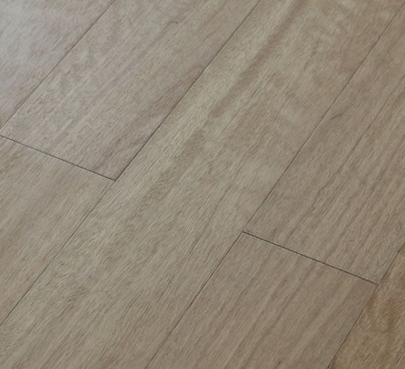 Blackbutt – Brushed Matte